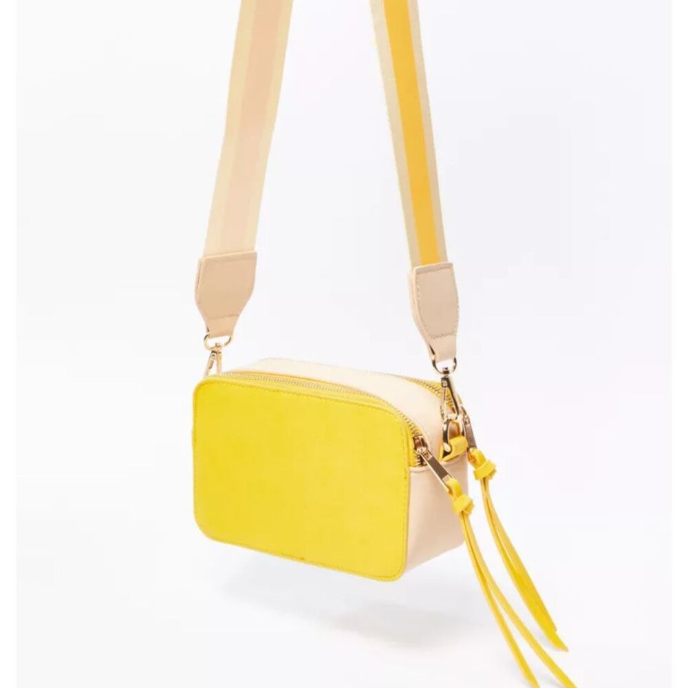 zip closure crossbody bag with shoulder strap